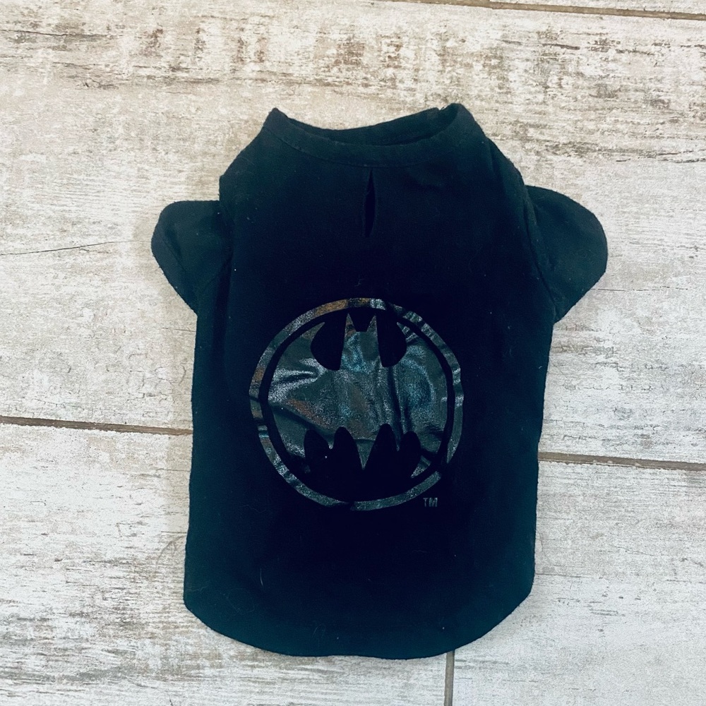⭐️5 for $25⭐️ Batman dog tshirt size XS